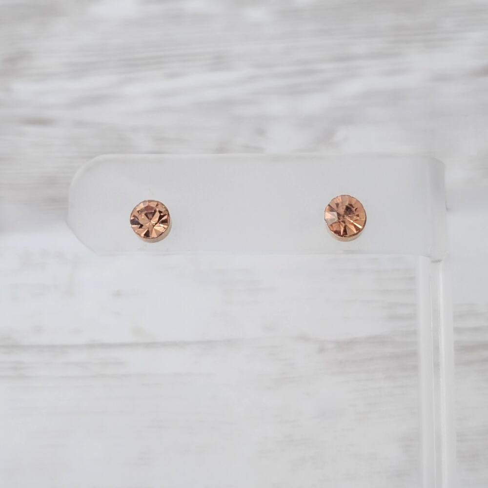 Vintage Stud Earrings - Dark Peach Tone Gem 0.5"